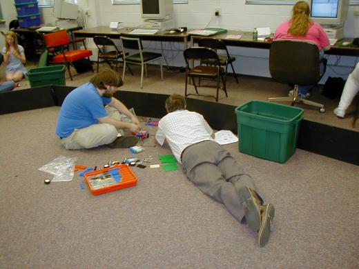 Dale & Murray working on their robot